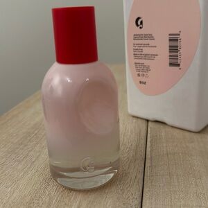 Glossier you. Eau de parfum 50ml